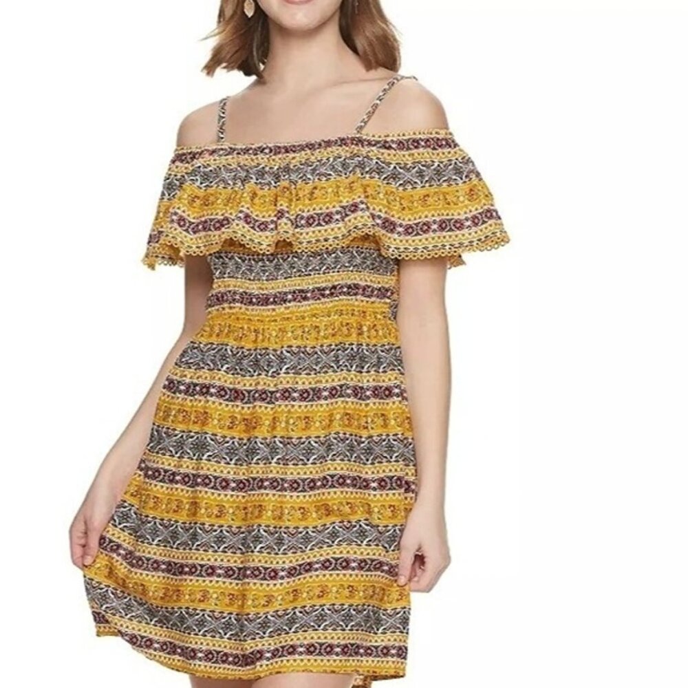 Lily Rose off the shoulder yellow patterned dress